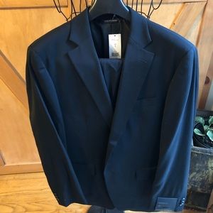 Banana Republic Suit, size 40R, New with tags